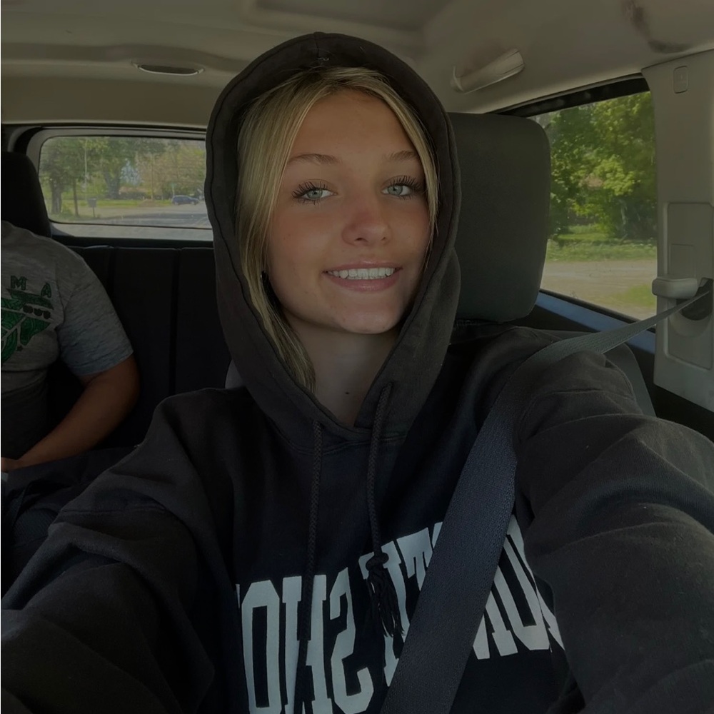 Meet your Posher, Shawnie